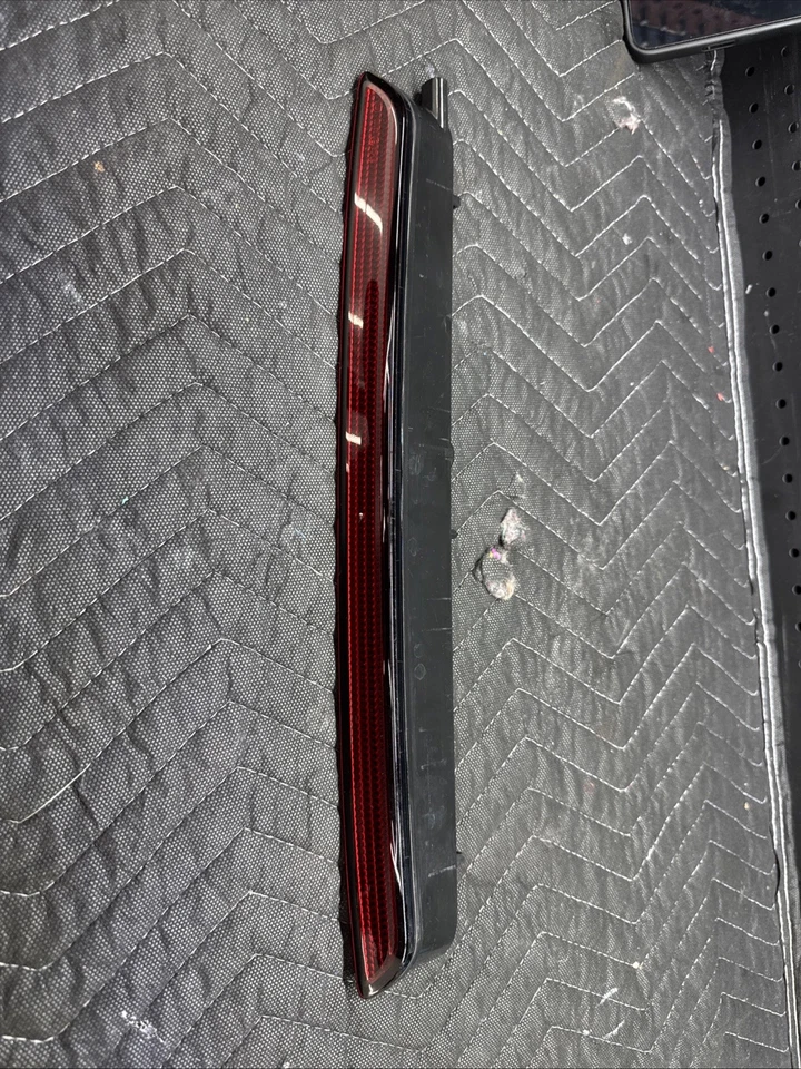 2020 2021 2022 2023 Porsche 911 992 Carrera Rear Center Third Break Line OEM - Image 2 of 4