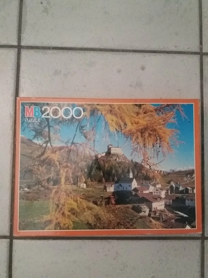 VENDO PUZZLE IL CASTELLO DI TARASP - SVIZZERA-MB -2000 TESSERE-OTTIME CONDIZIONI - Immagine 2 di 2