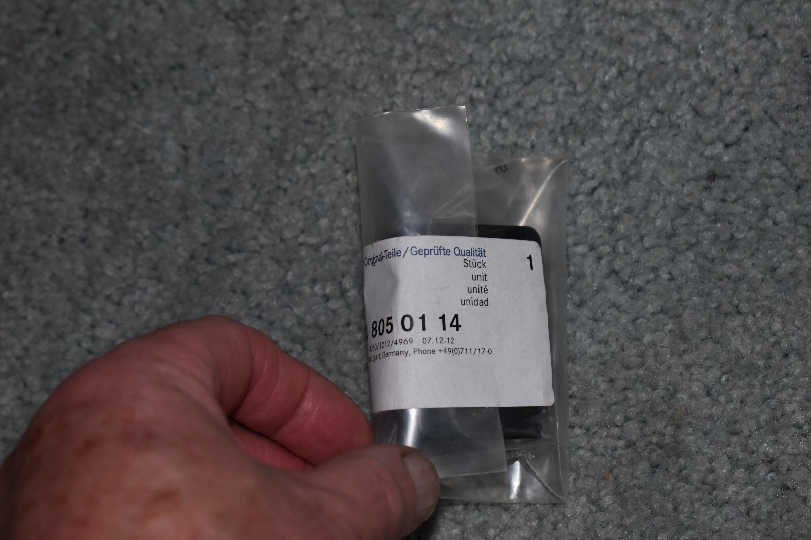 MercedesBenz A2218050114 Seat tube holder EClass W211 W212 ML GLE