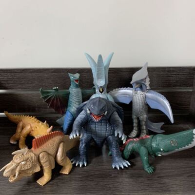 Gamera Memorial Box Figure Gyaos Zigra Guiron Viras 7 Monsters