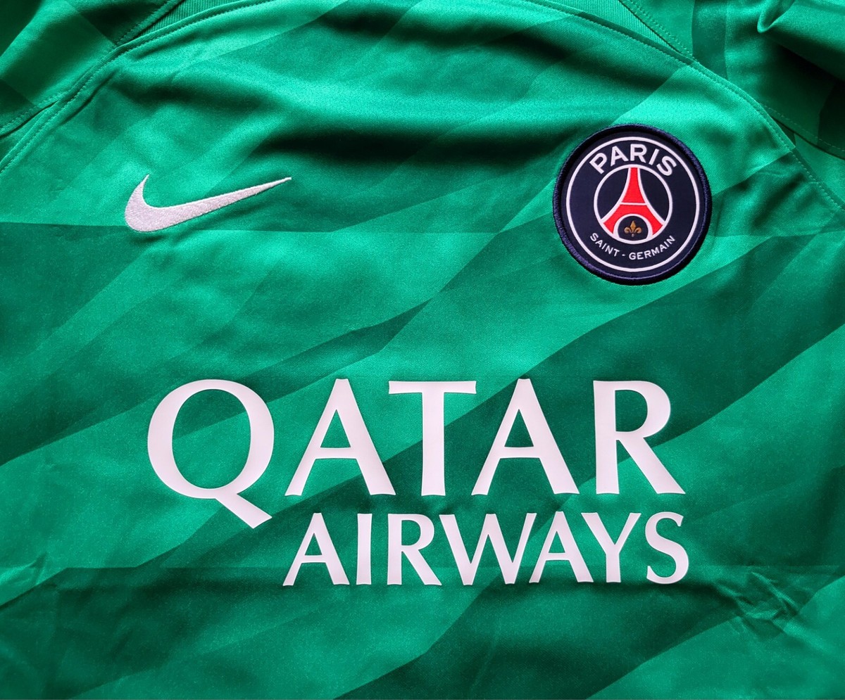 Paris Saint-Germain 2023 - 2024 Goalkeeper Nike Jersey #99