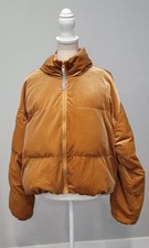 Fabletics Wander Velour Cropped Puffer Sz M