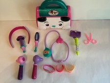 Disney Doc McStuffins Pet Rescue Doctor's Bag Set. This is a 12 pc set as shown.
