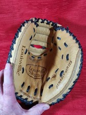 Louisville Slugger Dynasty Series DYCMYB Buffalo Leather Youth Catchers Mitt RHT