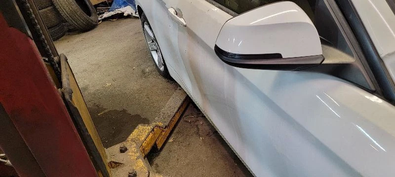 BMW M4 15-19 teto com teto solar - Imagem 4 de 4