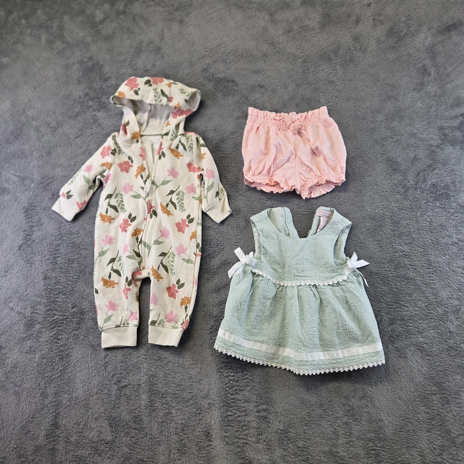 Bundle of 3 Baby Girl's Clothing Size 3-6M