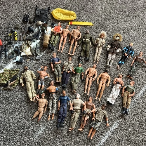 Vintage Lot Of GI Joe & Max Steel Lot Weapons Clothing  1990’s Read Description