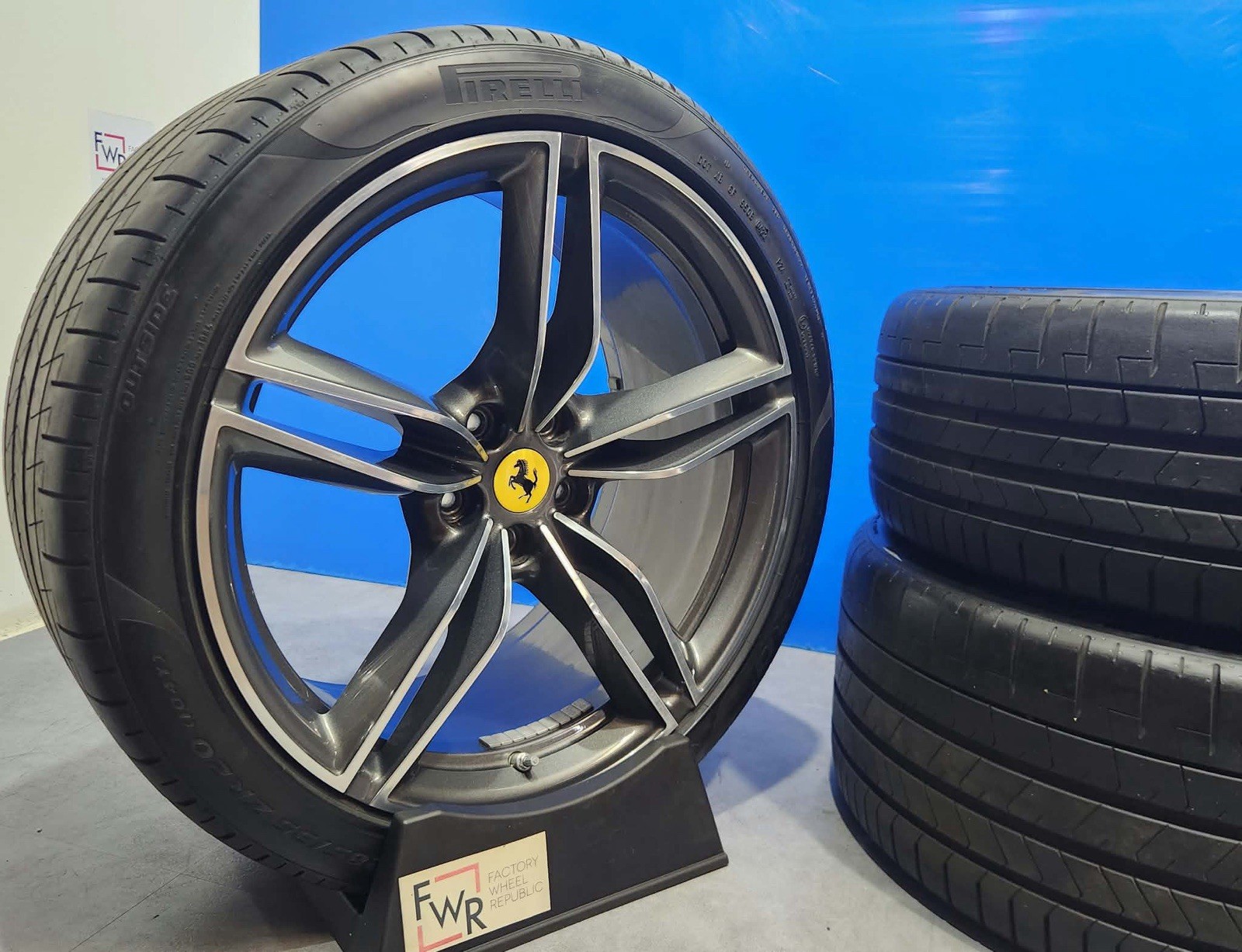 Ferrari Roma 1985-1990 Wheels 4 pcs P/N 881326