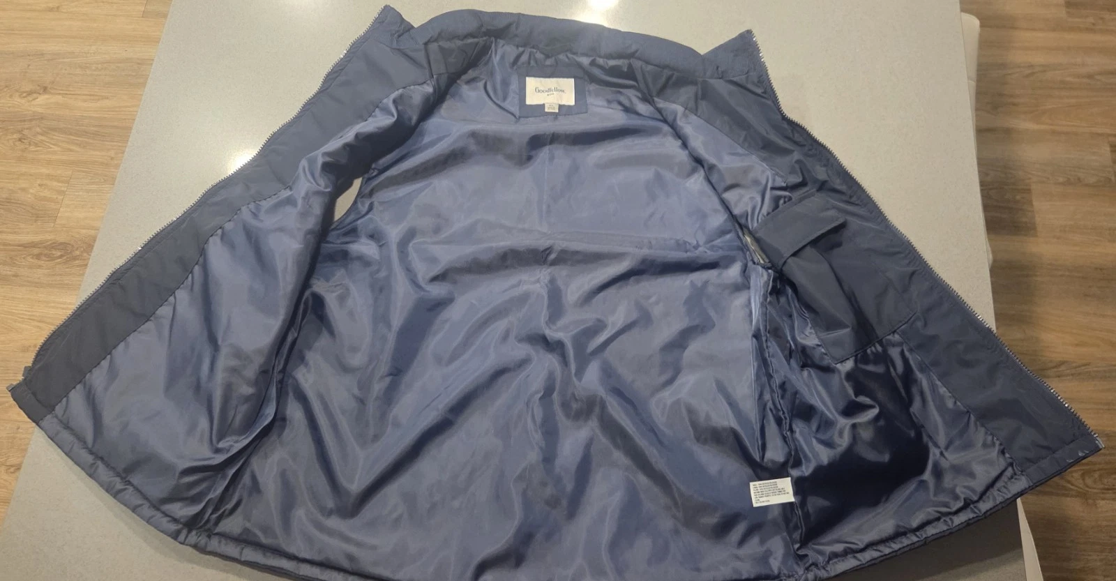 Goodfellow & Co Men's Quilted Navy Blue Zip Up Puffer Vest With Side Pockets XL image 2