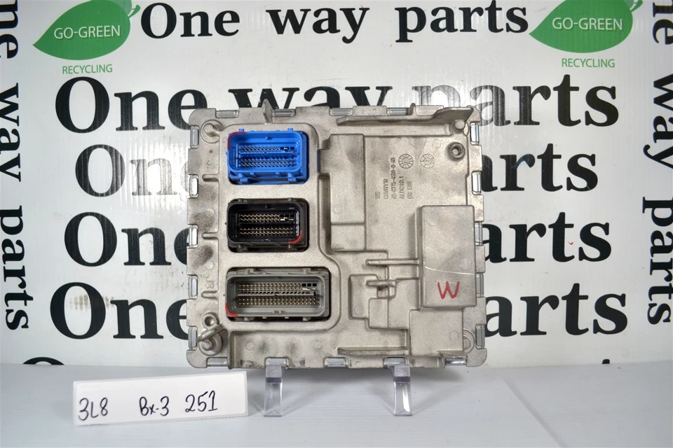 12719250 Chevrolet Malibu 2018-23 unidad de control del motor módulo ECU OEM 3L8 251 B3 Foto 2 de 4