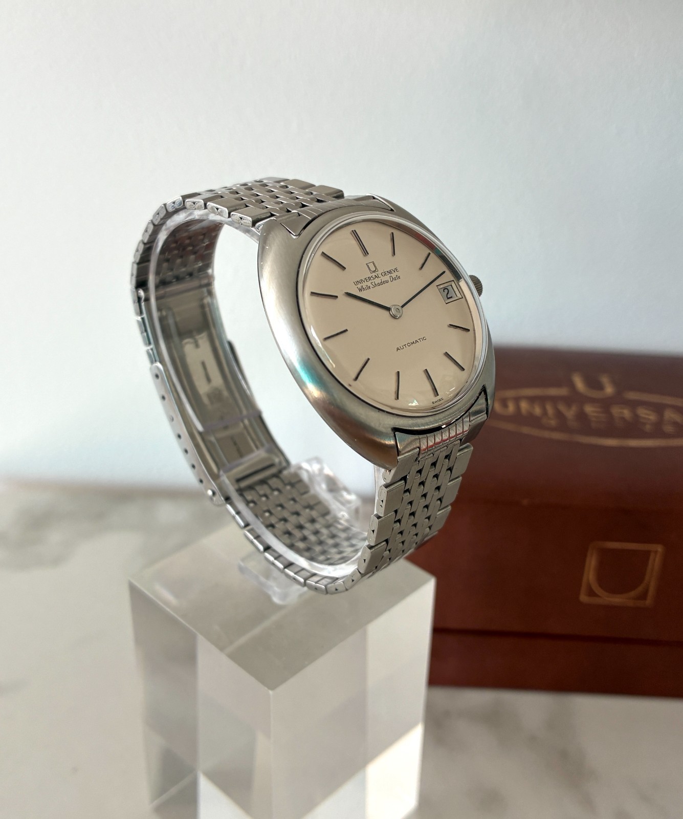 Universal Geneva White Shadow Date Automatic Micr… - image 7