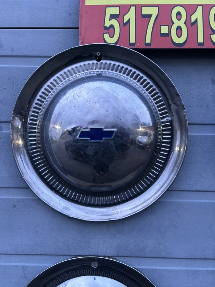 1953 Chevrolet/Corvette Set 4 Convertible 15” Hubcaps Oem 4dr 2dr Rare Chevycar - Image 2 of 4