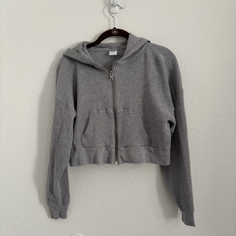 aritzia waffle knit full zip cropped hoodie