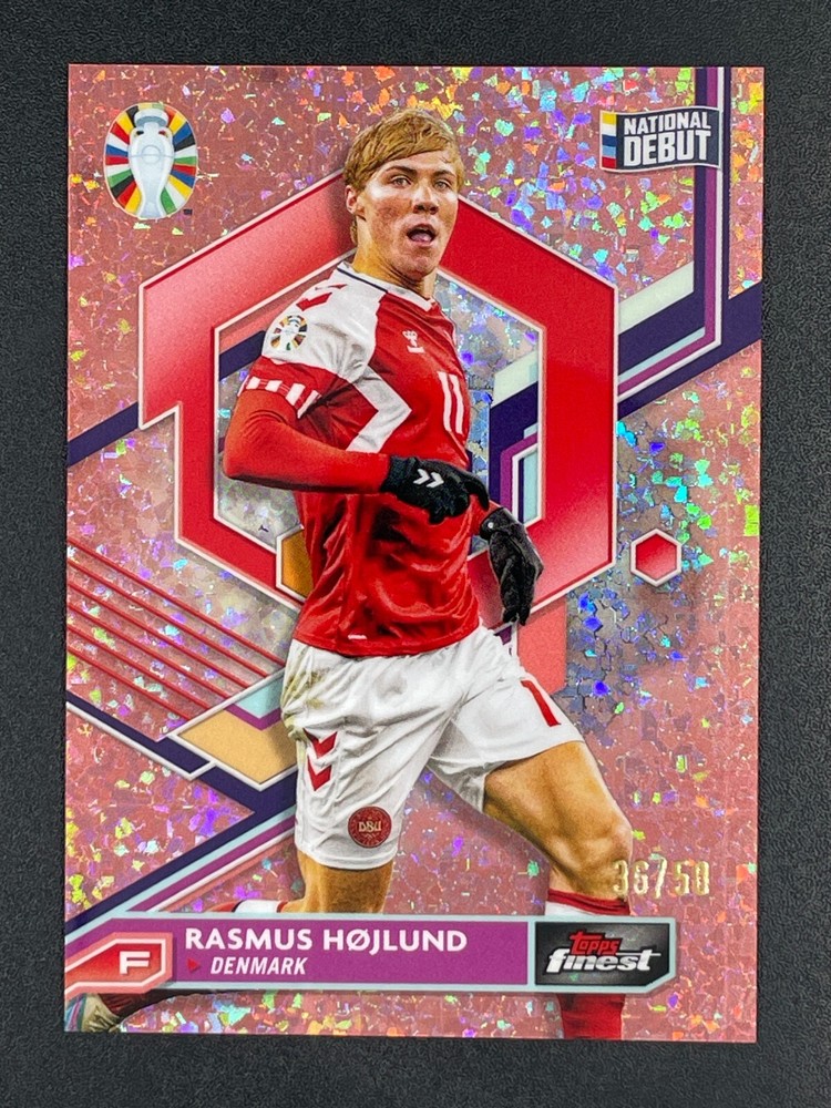 2023-24 Topps Finest Road To Euro 2024 Rasmus Hojlund Rose Gold Mini Diamond /50