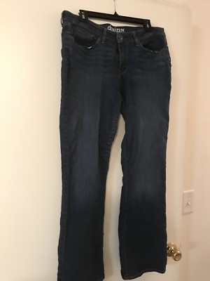 Denizen Size 16 Bootcut Jeans