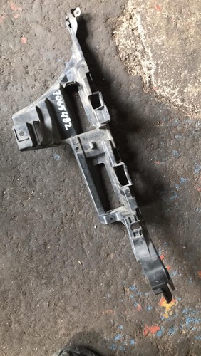 Klemmträger Halter Führung für Stoßstange hinten rechts BMW E46 318CI 7065482