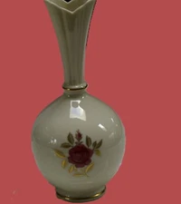 Vintage excellent Lenox Bud Vase Pink Rose Gold Leaves and Trim With 24K 8” H