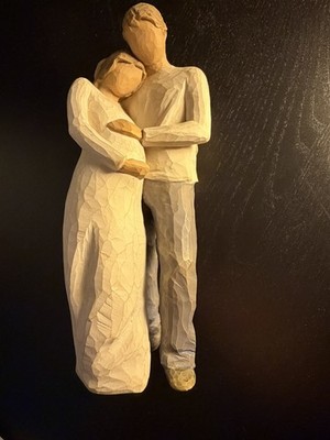 Willow Tree ''Home'' Figurine DEMDACO 2010 Susan Lordi