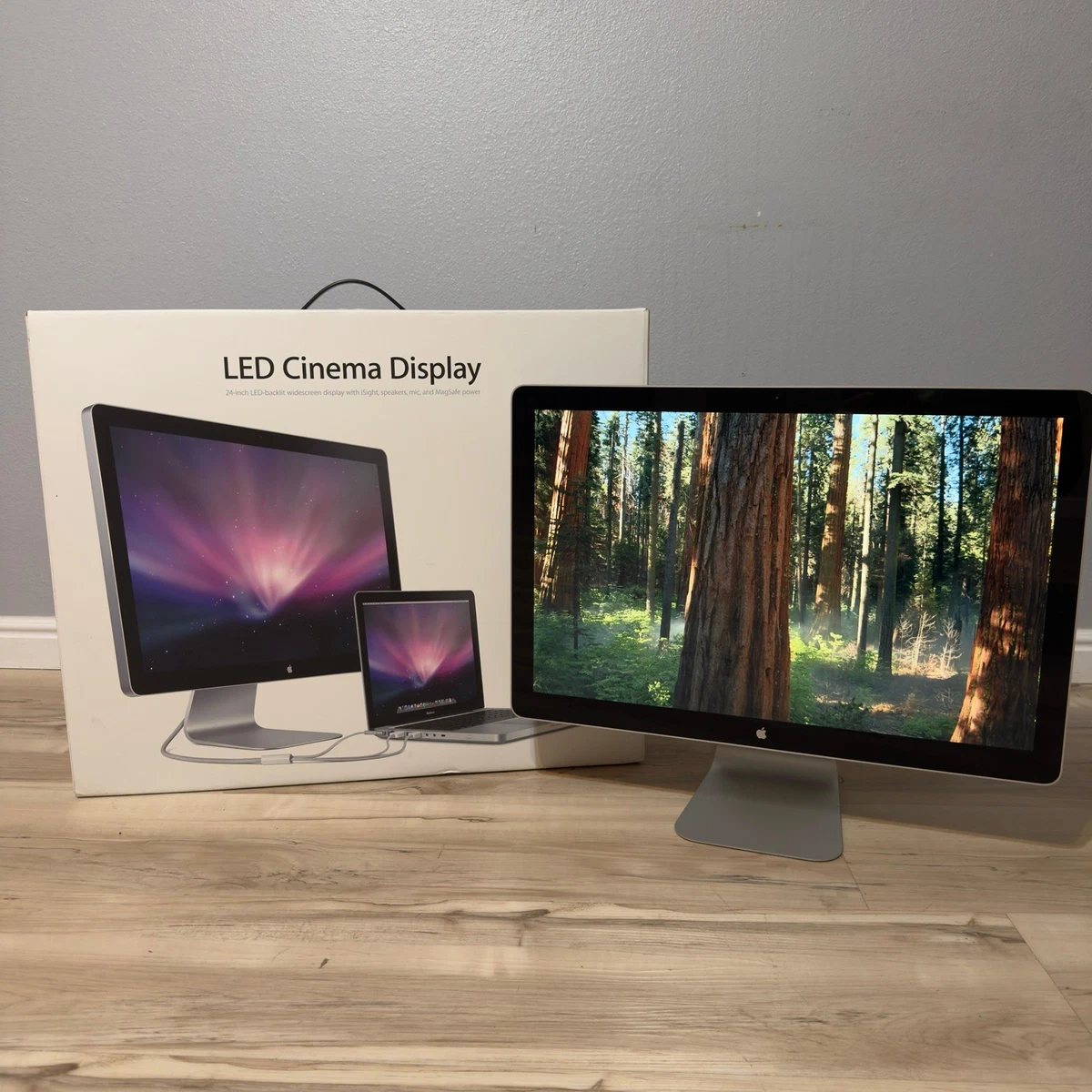Apple Cinema Display 23 in-24.9 in Screen Computer Monitors for