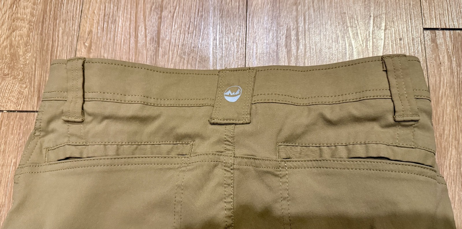 Wrangler All Terrain Cargo Pants Mens 29x30 Khaki Nylon Moisture Wicking Hiking thumbnail 5