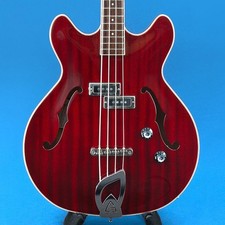 STARFIRE I BASS Cherry Red GUILD Usado, ligeramente usado