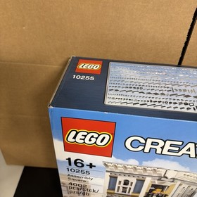LEGO Creator Expert Assembly Square 10255 - NEW / SEALED / MODULAR SET / Retired