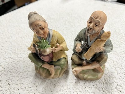 Vintage Made in Japan Elderly Couple Figurines   Hand Painted Bisque   Lot of 2