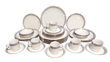 Winterbug Schwazenbach Bavaria Germany Dinnerware Service for 6 (30 Pieces)