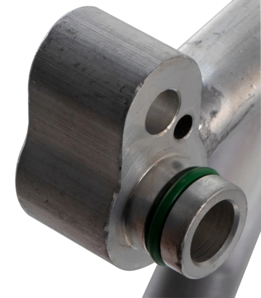 Шланг всасывающей линии в сборе Four Seasons 66708 для Volkswagen Beetle Jetta 13–16 годов выпуска - Изображение 4 из 4