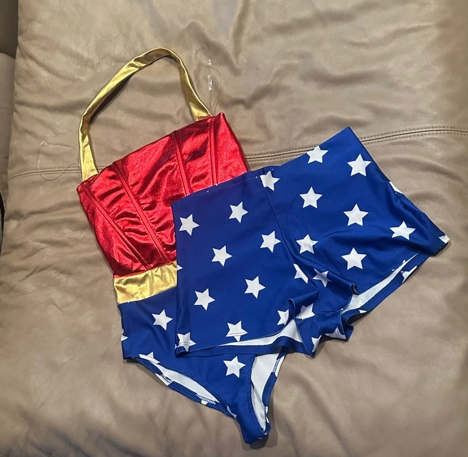 Disfraz de Mujer Maravilla de Windsor parte superior e inferior talla S con diadema y pulseras Foto 3 de 4