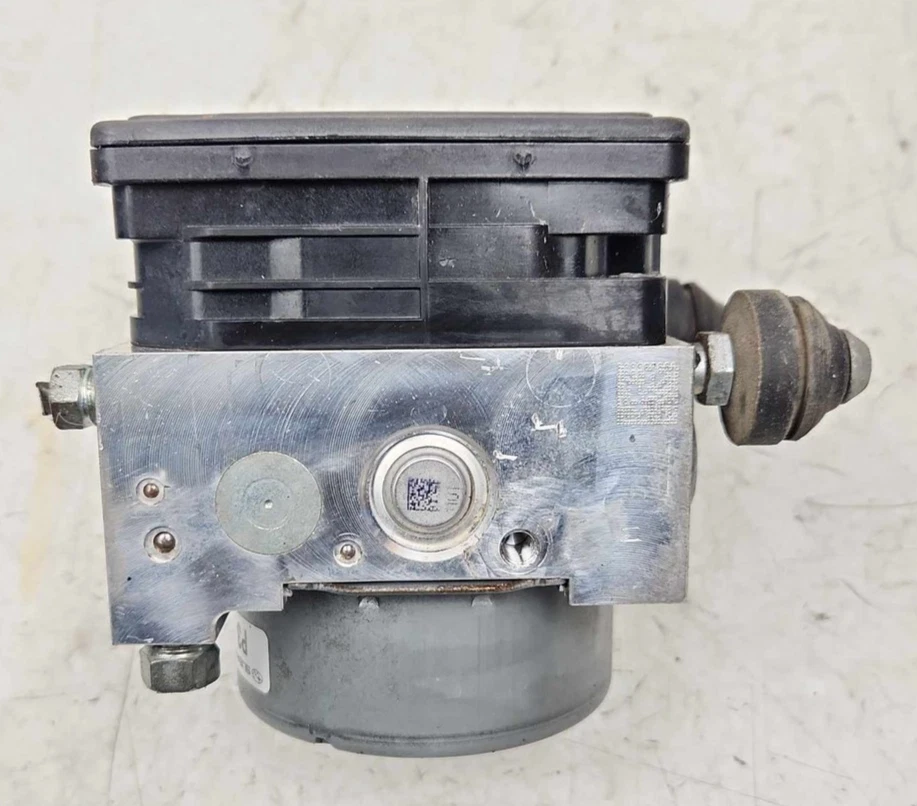 2016 Subaru WRX ABS Hydraulic Pump Control Module OEM 27596VA020 2536VA020 - Image 3 of 4