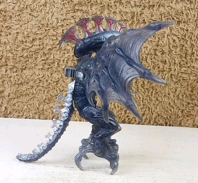 Aliens - Series 2 FLYING ALIEN QUEEN 6