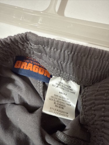 NEW - Kid's How To Train Your Dragon T-Shirt and shorts (2010) Boys size 8 - Picture 5 of 5