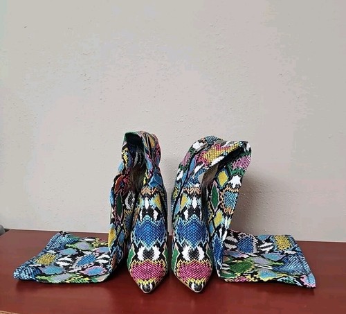 STEVE MADDEN Women's Vanquish Boots Over The Knit Faux Leather Multicolor.Size 7 - Picture 3 of 12