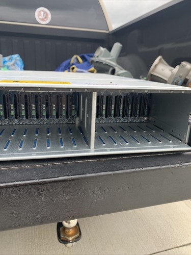 HP Storageworks MSA2000 NO HDD Aj803a 100-240v 50/60 Hz - Picture 5 of 12