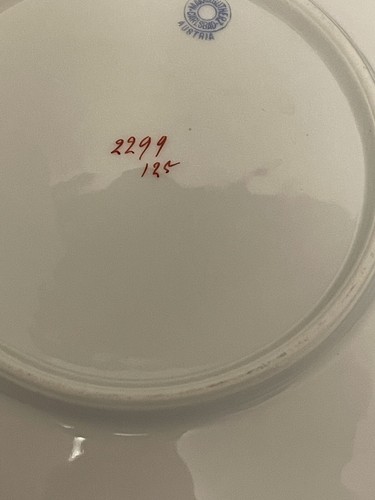 Marx Gutherz Carlsbad Austria Two Luncheon Plates 8” Gold & Pink - Picture 6 of 7