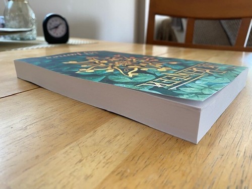 In-Between von MJ James (2022, Trade Paperback) BRANDNEU - Bild 5 von 8