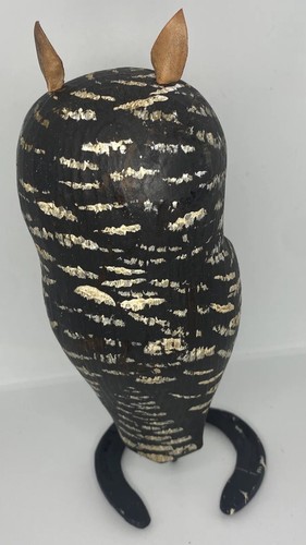 Geschnitzte und bemalte Eule aus Holz von Jac und Patricia Johnson - Bild 4 von 5