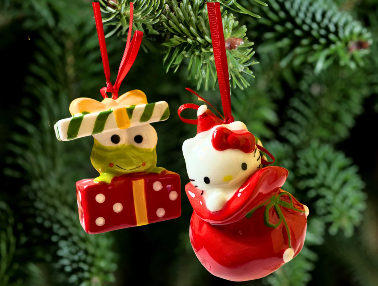 Sanrio Hello Kitty and Keroppi Ceramic Ornament Set