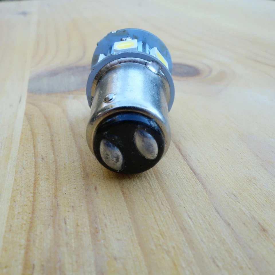 LED 6V BAY 15 D luz freno y posicion piloto trasero moto/coches COMPACT EXTRA - Imagen 4 de 4