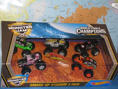HOT WHEELS MONSTER JAM 25 SMASH UP STADIUM MADUSA MAX-D METAL