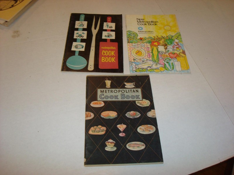 (3) Nice Vintage Metropolitan Life Insurance Company Cook Books