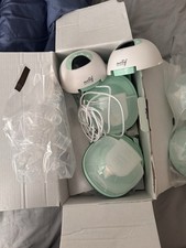 Motif Aura Glow Double Electric Breast Pump Set Mint Green w/ Bottles  Kit