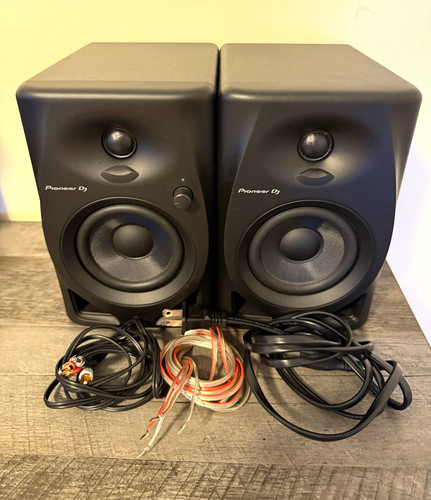 Pioneer DJ DM-40D Active Studio Monitor Speakers Pair Black w/ Jack