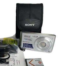 Sony Cyber-shot DSC-W510 12.1MP Digital Camera 4x Optical Zoom. Turns On READ*