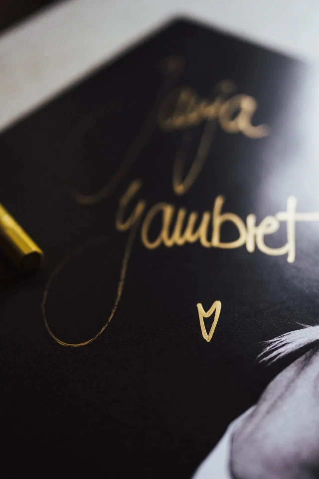 Póster firmado Janja Garnbret y Brooke Raboutou EDICIÓN LIMITADA Foto 3 de 4