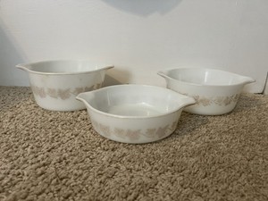 Pyrex Sandalwood Ivy Leaf Casserole Dish Set Of 3 1pt 1.5pt And 1qt Vintage