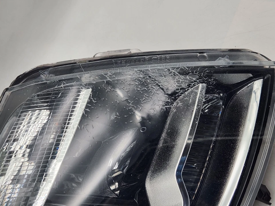 Faro halógeno lado derecho/pasajero Dodge Ram Promaster Van 2500 2015-2022 Foto 3 de 4