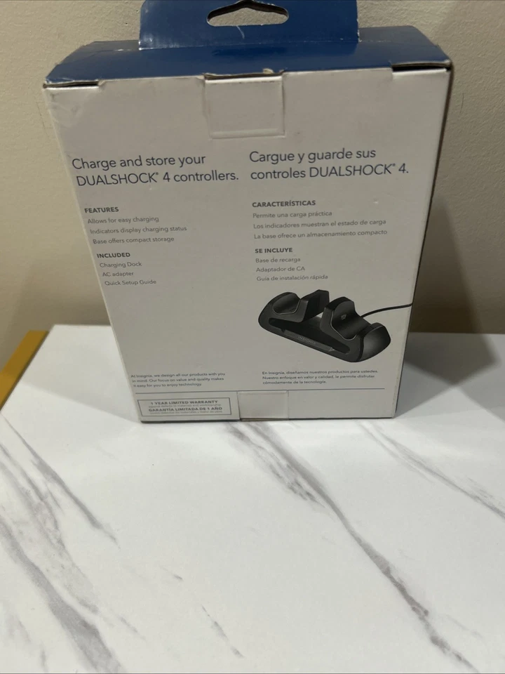 Insignia Dual Controller Charger for PlayStation 4 PS4 - Image 4 of 4
