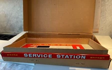 T. Cohn Superior Brumberger 1960’s Tin litho Service Station Never Assembled